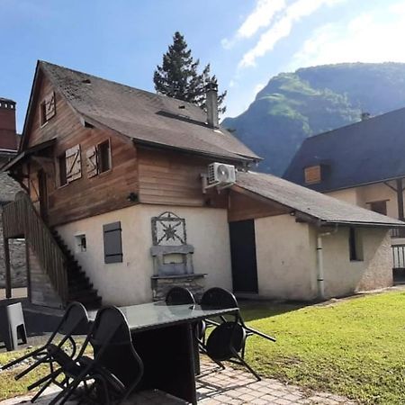 Appartement Cocoon Avec Jardin Et Vue Montagne Laruns Exterior photo